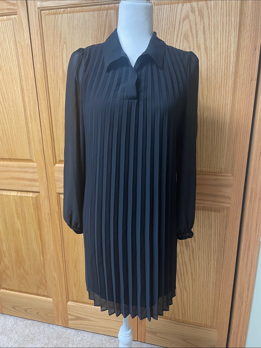 Nine West Georgette Pleated Black Dress - Size Small
